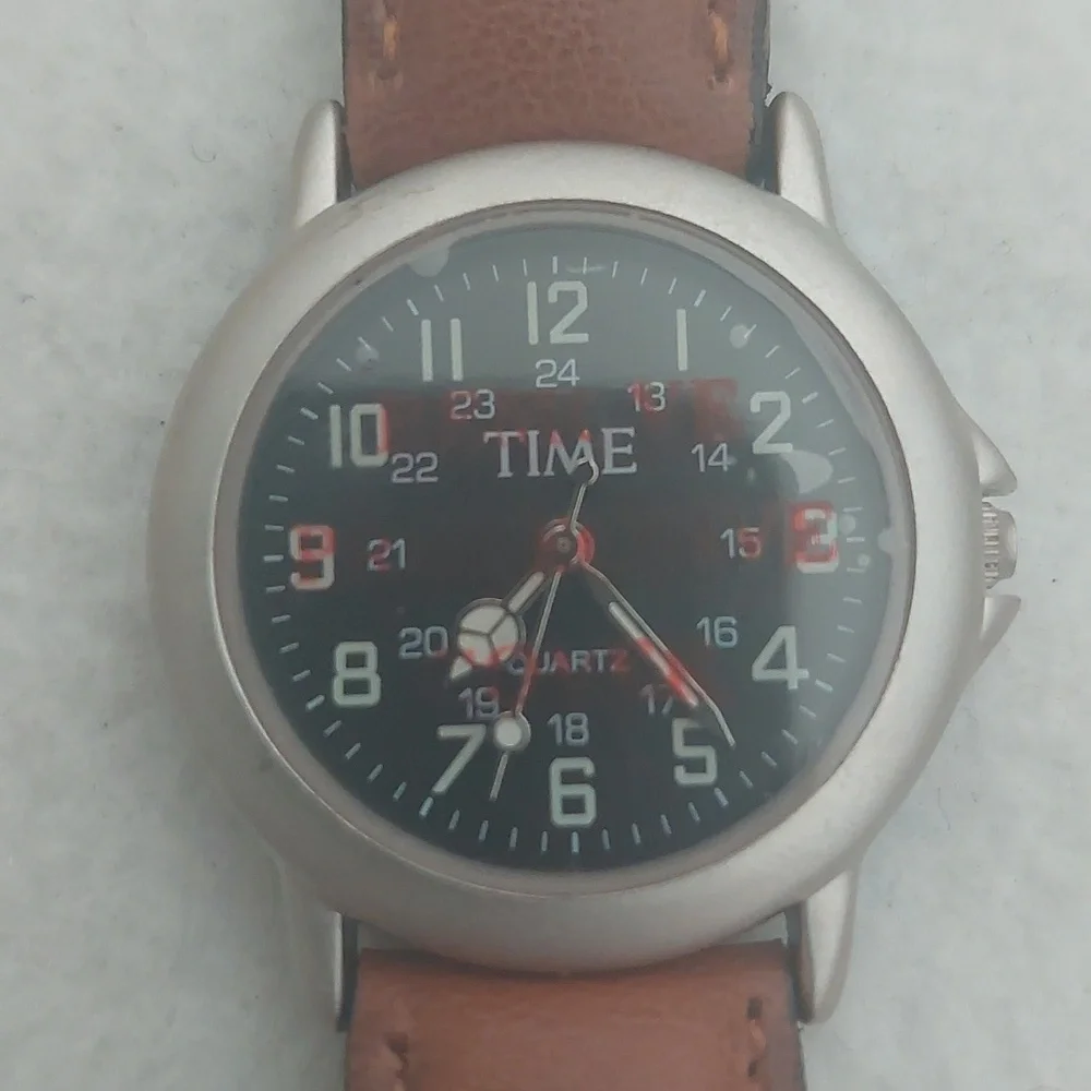 TIME MAGAZINE Unisex quartz Silver Tone Brown Leather Watch NIB